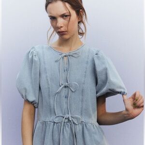 NWOT Denim Puff Sleeve Ties Midi Dress